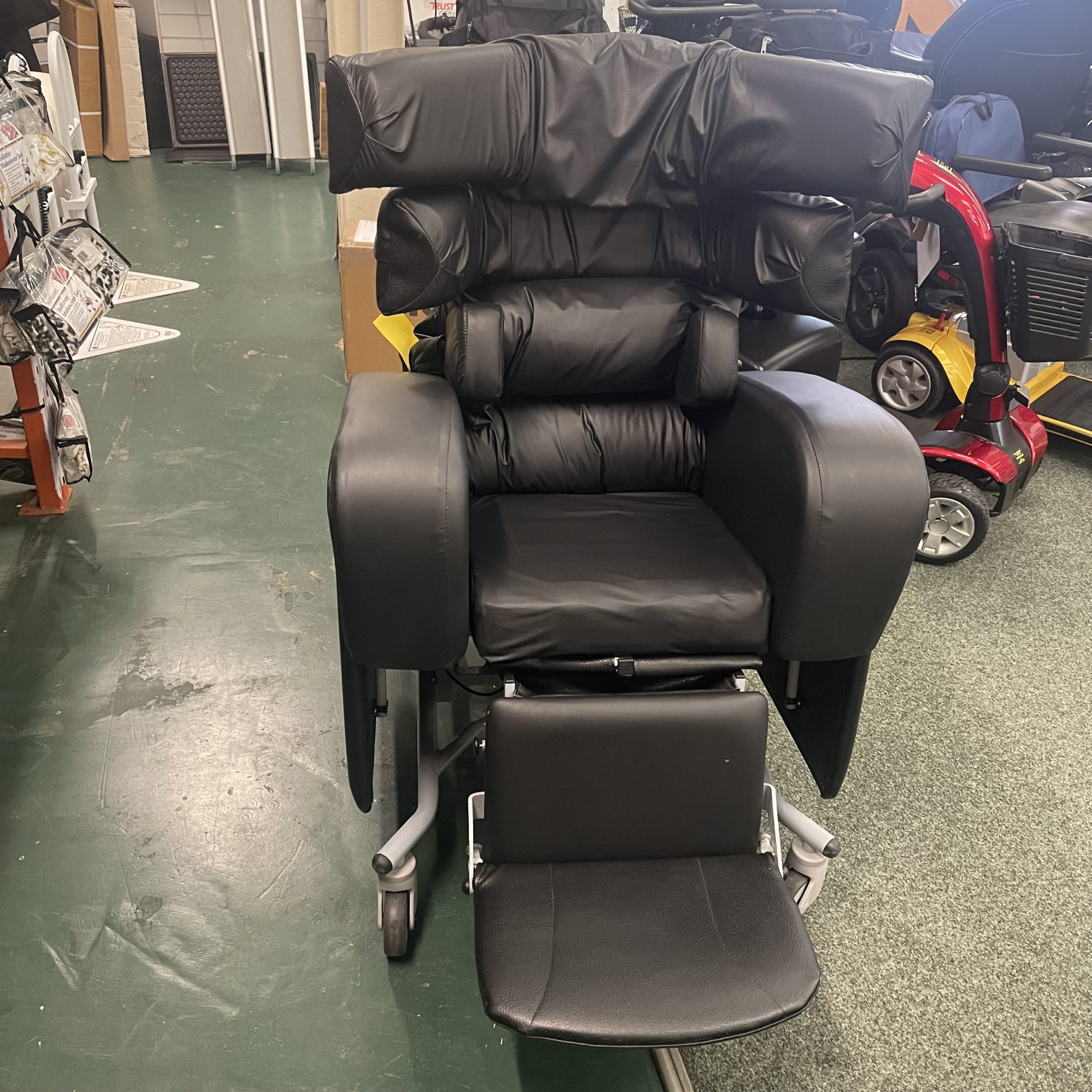 Recon Kirton Duo Front